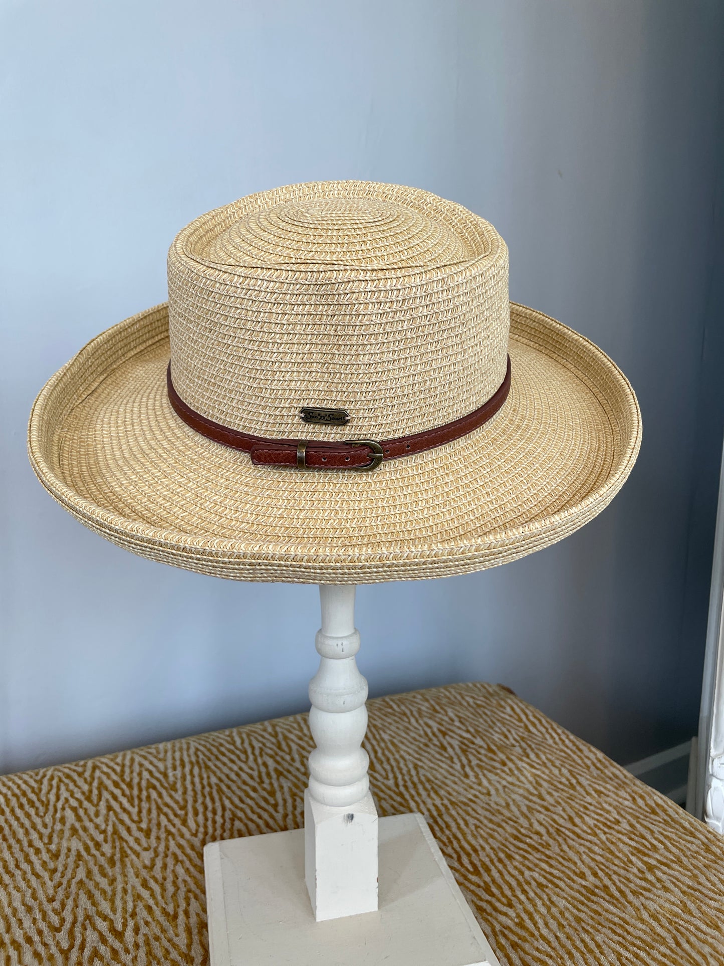 A195-2998A - 3.5” Brim Gambler Hat - Natural