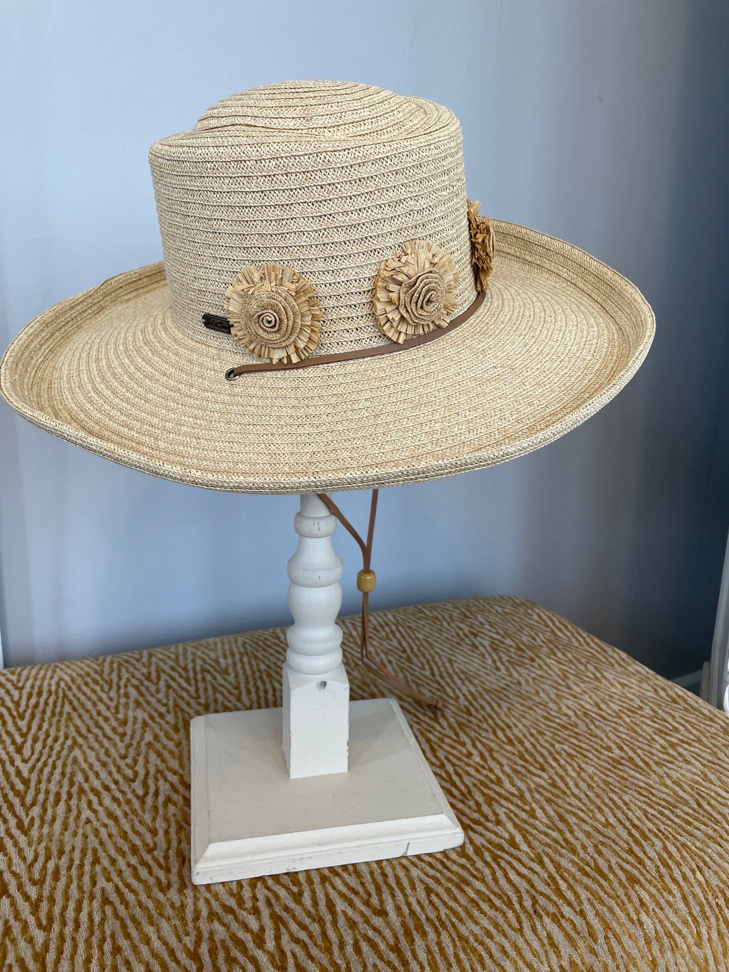 A195-3093A - 4” Brim Gambler Hat - Natural