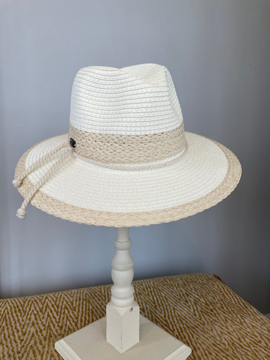 A195-3268A - 3” Brim Safari Hat - Ivory