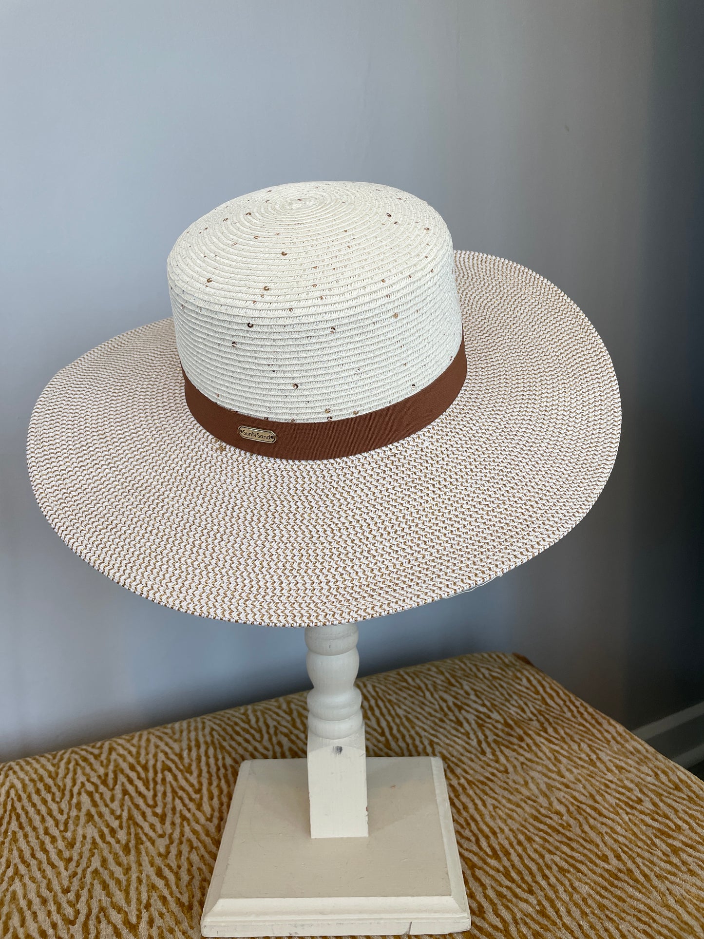 A195-3206A - 4” Brim Hat - Ivory