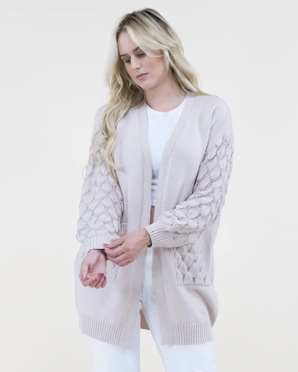 Cardigan / Pattern Knit Sleeves