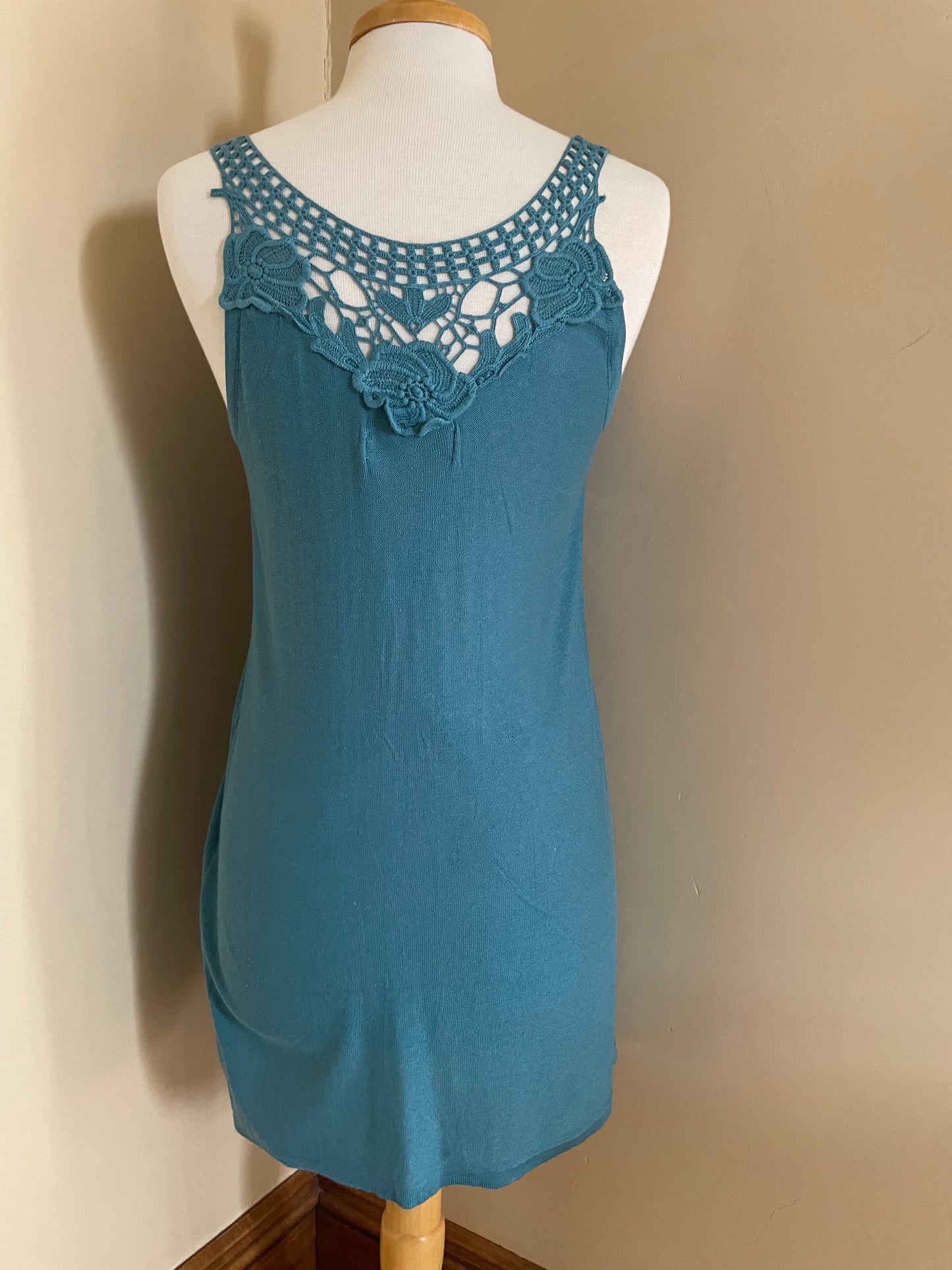 Beaded Lace Tank - Teal