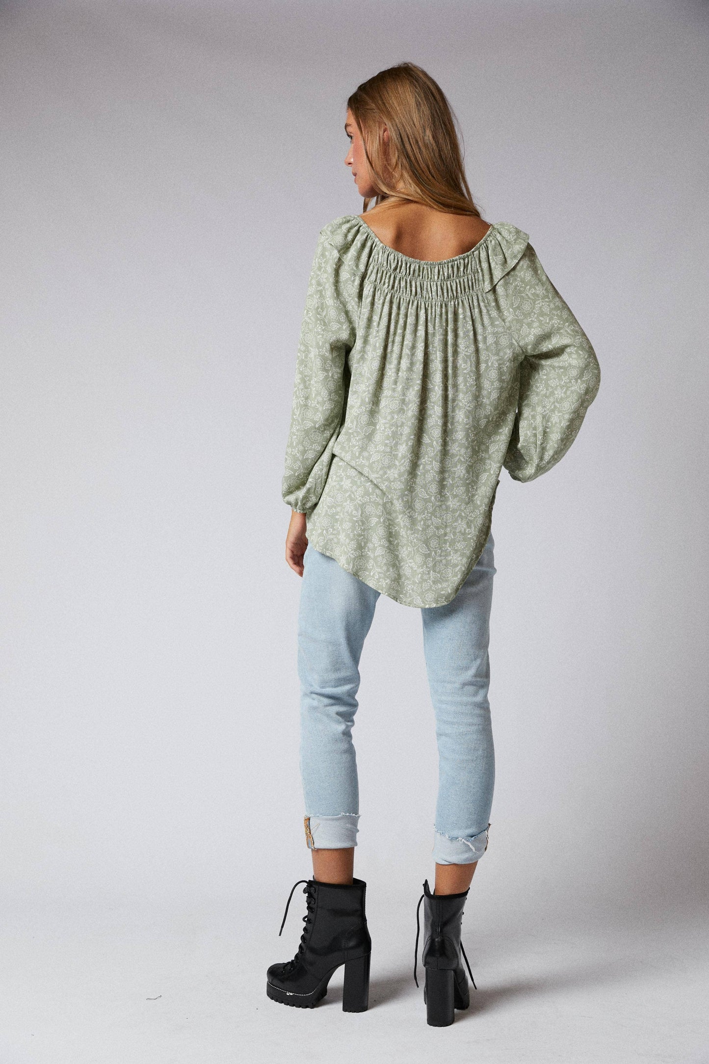 C090-T1159 - 3/4 Sleeves Ruffle Peasant Hi Low Top
