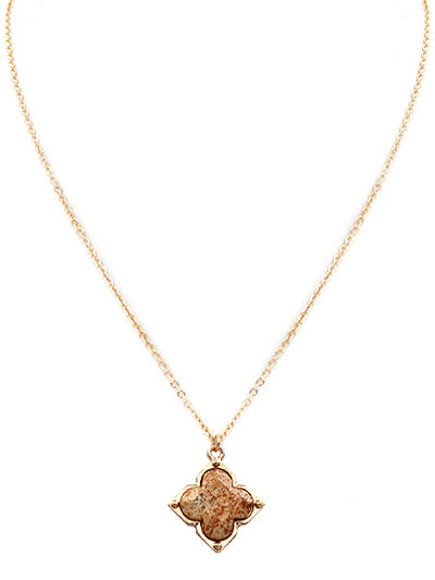 W400-MN3077NAT - Semi Stone Clover Necklace