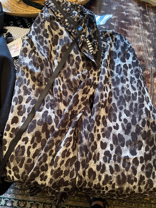 Leopard shirt