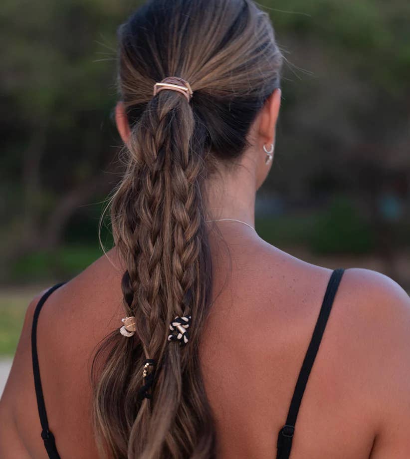 Focus: Hair Tie Bracelet