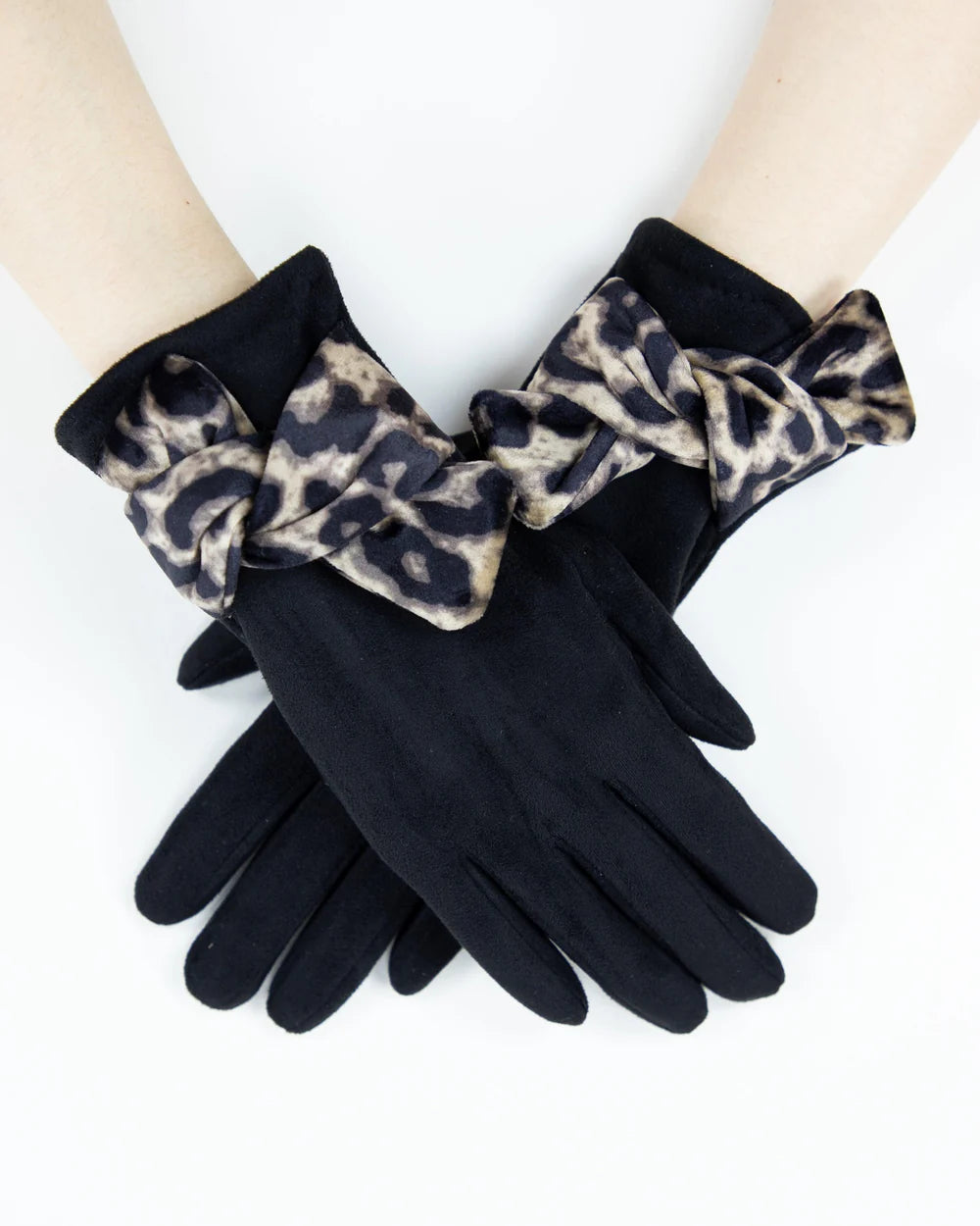 Black Gloves Leopard Knot  - KK