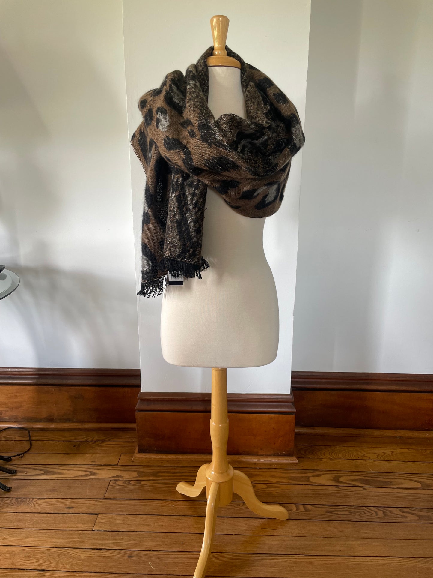 Leopard Scarf - Brown