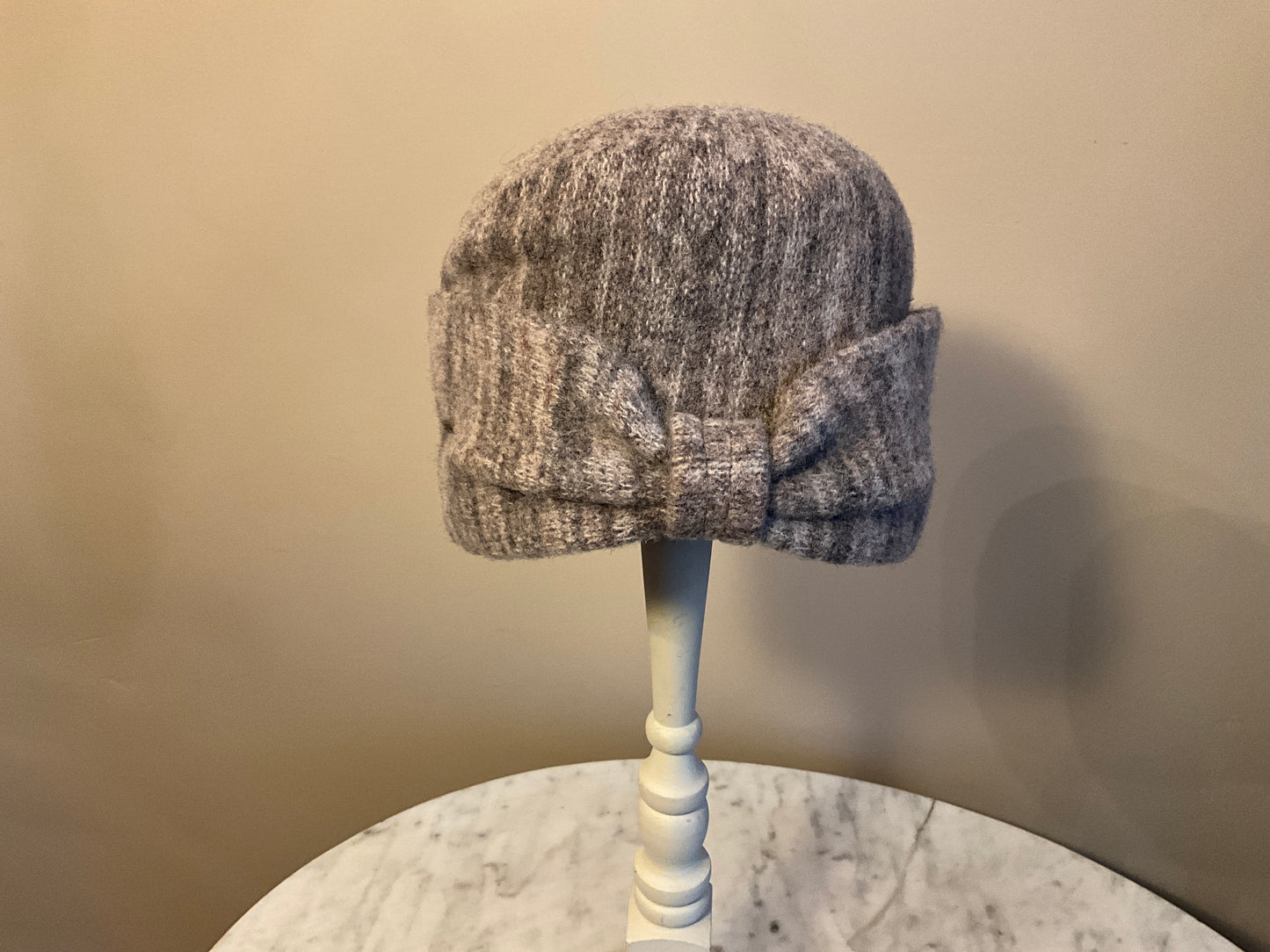 A195-AD1342B - Tan 100% Wool Turban